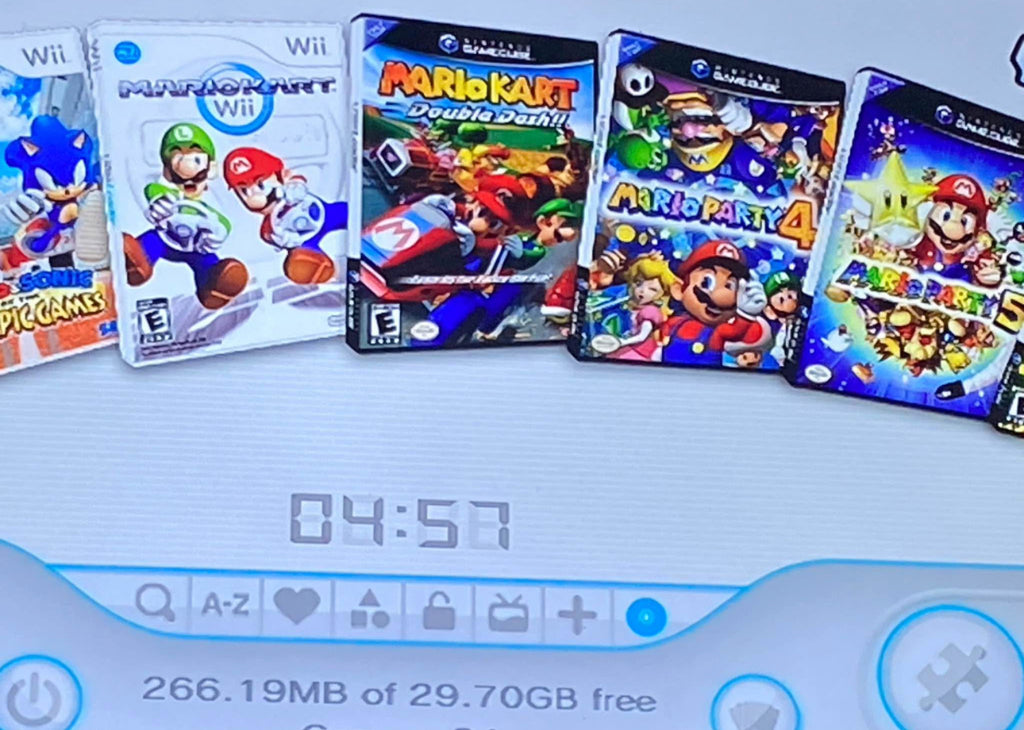 Modded Wii w/ 200 Games From Wii Gamecube N64 Gameboy and GBA Games